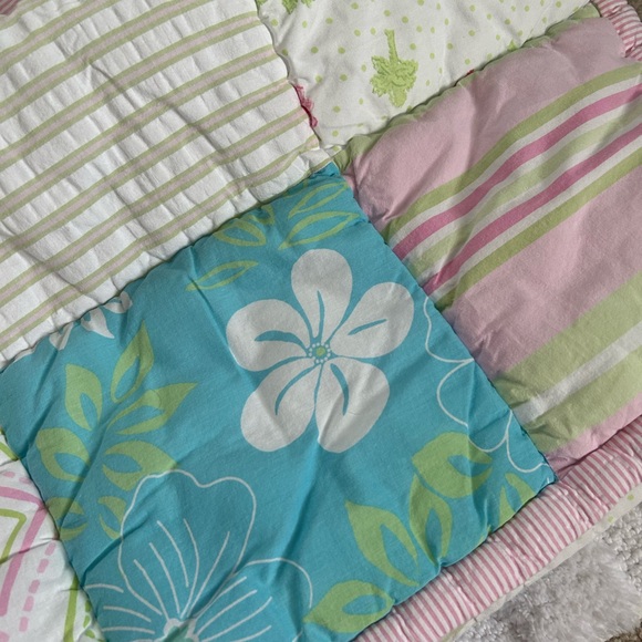 Pottery Barn bumper and Comforter - Picture 8 of 9